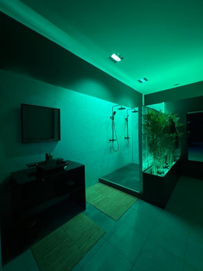 City Lounge Wellness Dison Экстерьер фото