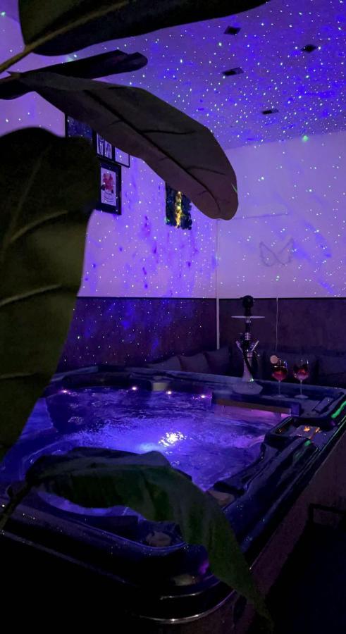 City Lounge Wellness Dison Экстерьер фото